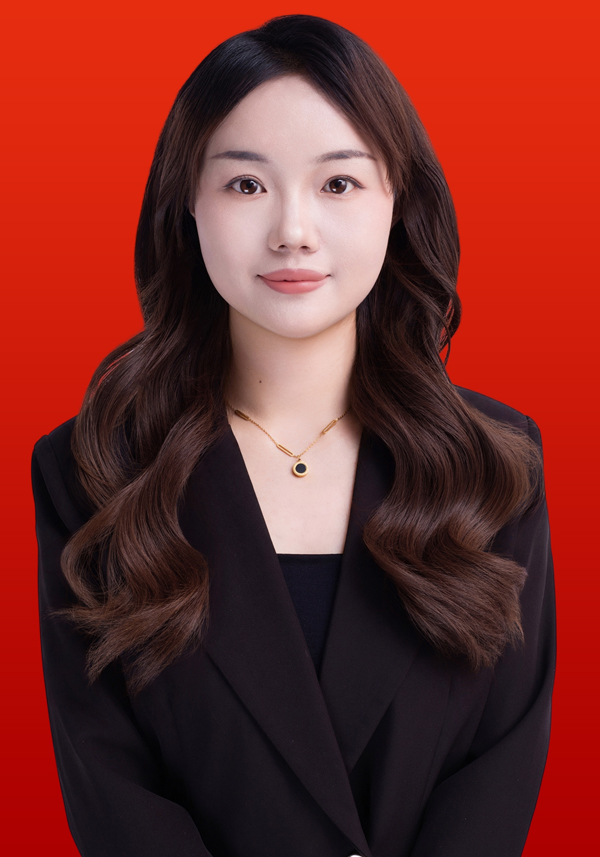 张章-600.jpg